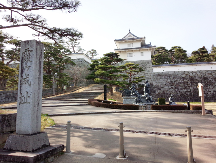 霞ヶ城公園